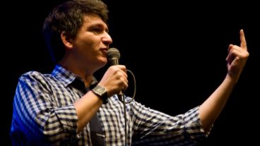 “Cuarentón” tiene la óptica de quien "ha pasado los 40, una edad en la que el pilates califica como deporte”.