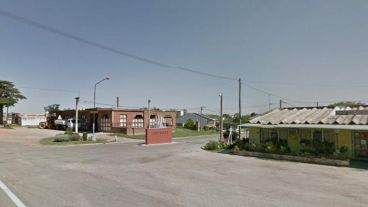 El ingreso de Tortugas, comuna del departamento Belgrano, provincia de Santa Fe, ubicada a 235 km de la capital provincial.