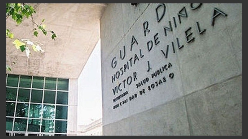 El nene fue llevado al hospital por sus familiares.