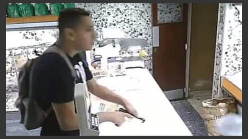 El hombre tenía pedido de captura por varios robos.