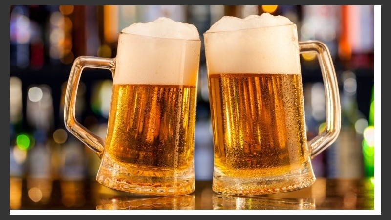 Las promociones incluyen, entre otras cosas, dos por uno en algunas bebidas y platos típicos. 