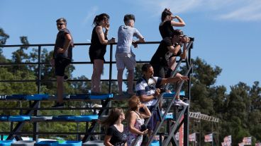 Parte del público que se acercó a ver esta competencia no tan conocida.