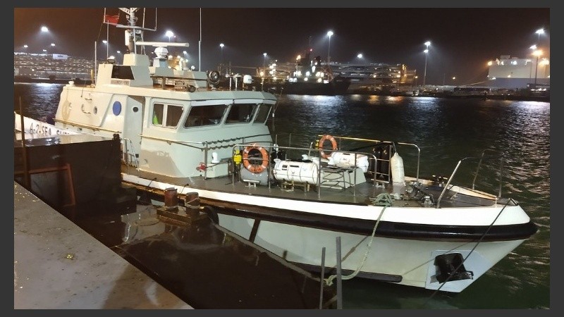 El FPV Morven, barco que halló los restos en el agua.