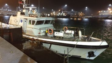 El FPV Morven, barco que halló los restos en el agua.