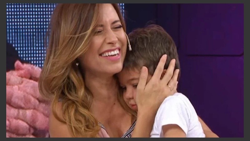 Luca pensó que su mamá, Mariana Brey, iba a llevarlo a la pileta. Pero la visita planeada era al médico.