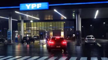 YPF se sumó a Shell con la suba de precios.
