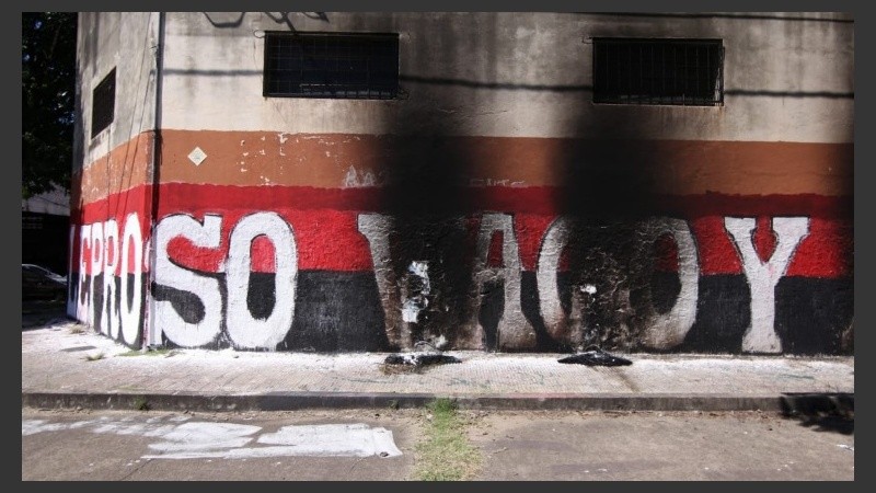 Así quedó el paredón de 27 de Febrero y Colón.