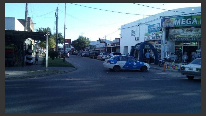 El hombre fue baleado cerca de su casa de Villa Gobernador Gálvez.
