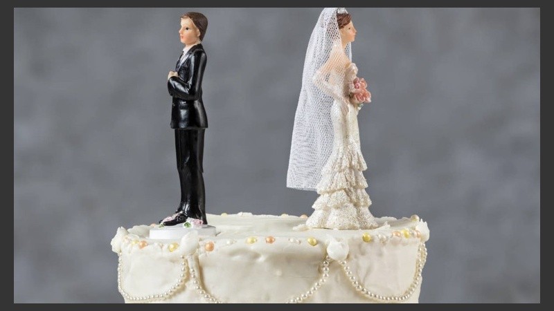 Casamiento y divorcio, todo en el mismo acto.