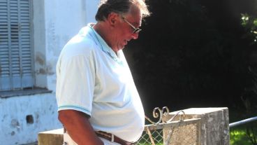 Todo el dolor de Horacio, que espera el cuerpo de su hijo en Progreso.