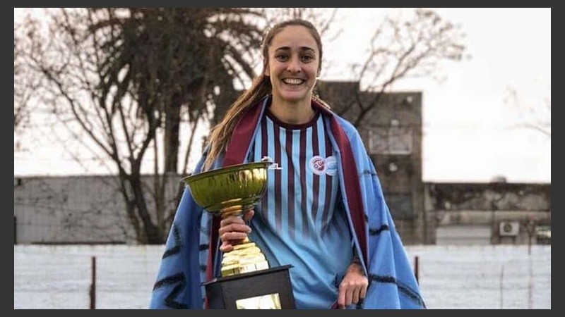 Macarena Sanchez reclama la profesionalización del fútbol femenino.