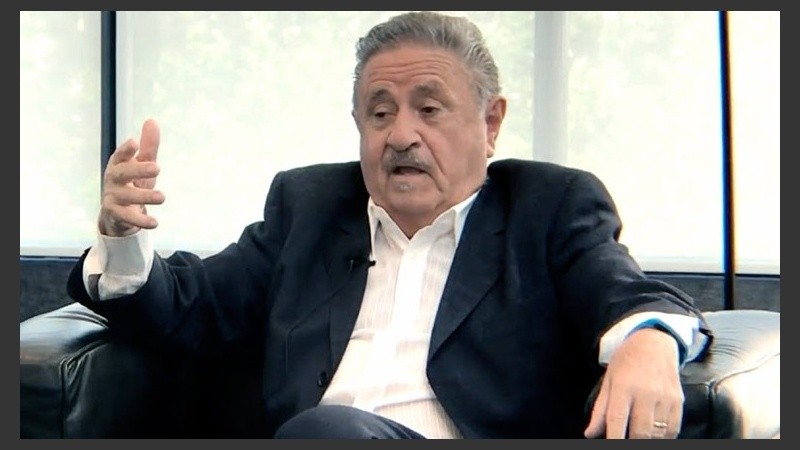 Duhalde afirmó que este mes termina su misión de juntar a la oposición.