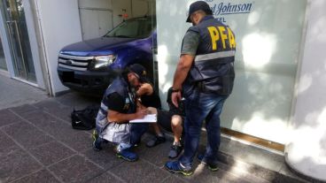 Los jóvenes fueron arrestados por la Policía Federal en inmediaciones de Italia y Mendoza.