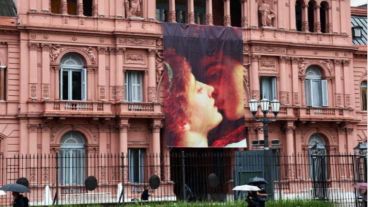 El beso con el que la Casa Rosada identifica el amor.