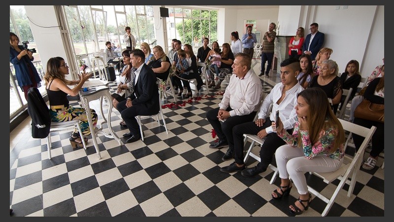 Una ceremonia distinta y especial para celebrar el día de los enamorados en la ciudad.