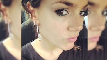 “Tal vez te da la esperanza de tener alguna vez una novia linda", replicó Natalie al seguidor,