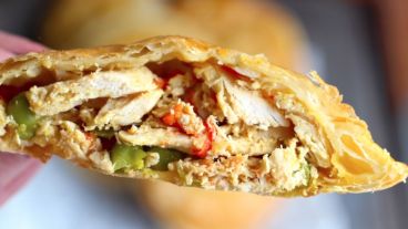 Ahí la tenés: ni dos ni tres, apenas ¡una empanada!