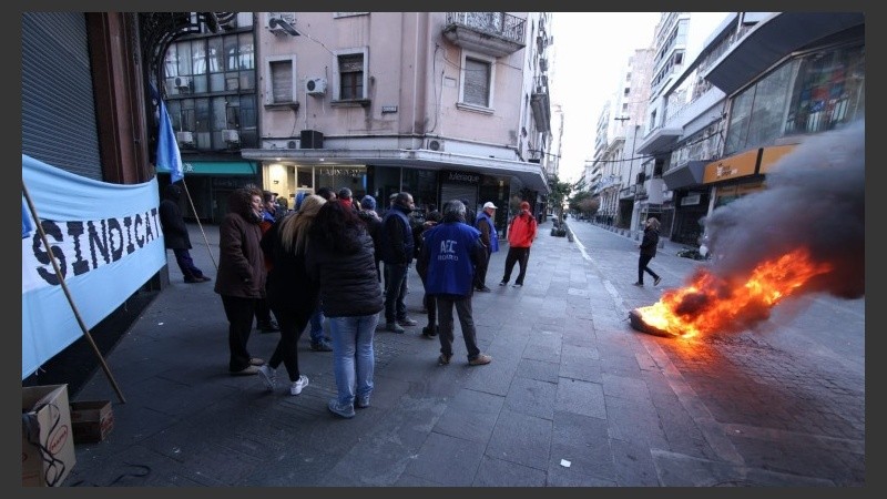 Movimientos sindicales salieron a defender el derecho a manifestarse.