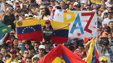 Una multitud se sumó al "Venezuela Aid Live".