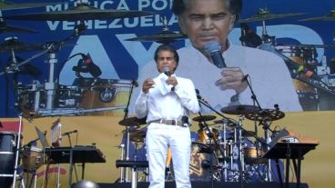 El Puma Rodríguez, uno de los primeros artistas en subirse al escenario del Venezuela Live Aid.