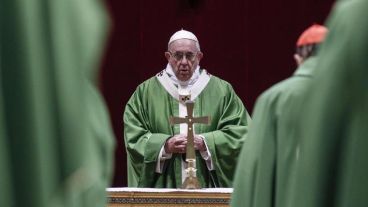 El Papa cerró la cumbre de cuatro días en el Vaticano.