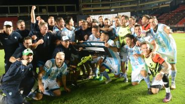 El festejo de los rionegrinos, que hicieron historia.