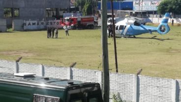 El helicóptero de presidencia de la Nación aterrizó en la cancha de Río Negro.