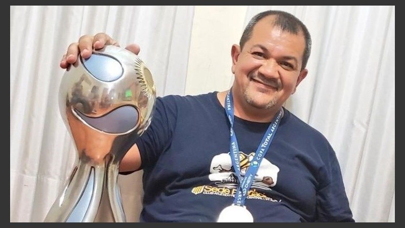 El dirigente tomó la decisión de renunciar a su cargo.