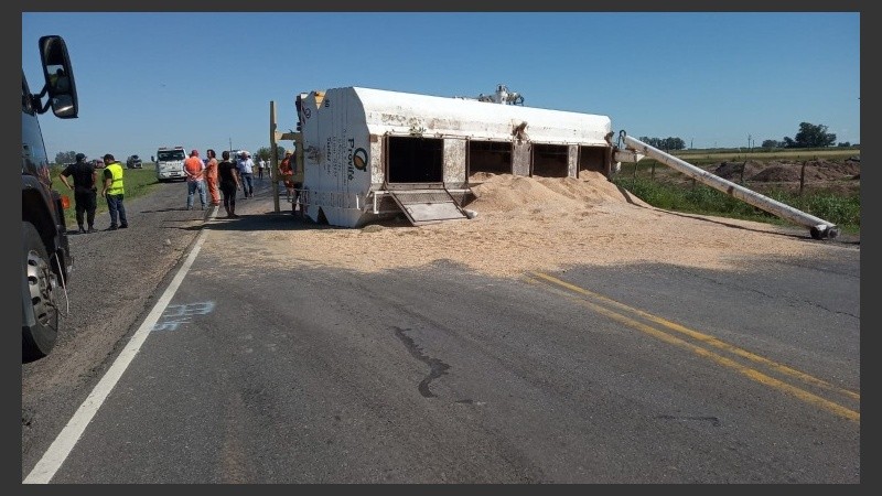El siniestro vial ocurrió en la ruta A012.