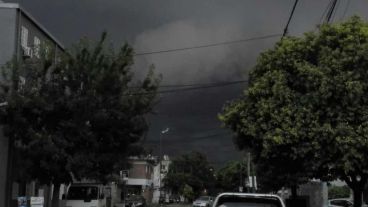 La lluvia aplacó el sofocante calor.