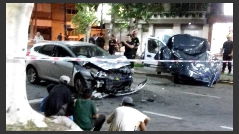 Así quedaron los dos vehículos el martes en San Martín y Garibaldi.