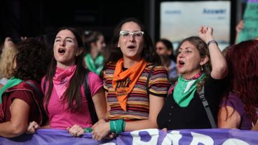 Derechos e igualdad, entre los reclamos que se escucharon en el 8M.