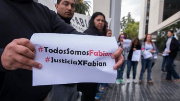 Familiares y amigos de la víctima fueron a pedir Justicia al Centro de Justicia Penal.