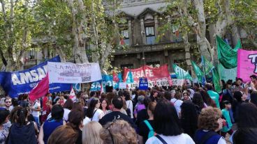 El gremio de los maestros sostuvo que la propuesta no es suficiente.