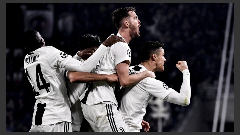 Una locomotora. Todos detrás de su líder Cristiano.