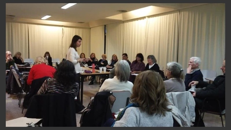 La Universidad Abierta para Adultos Mayores (UNR) reabre sus puertas.