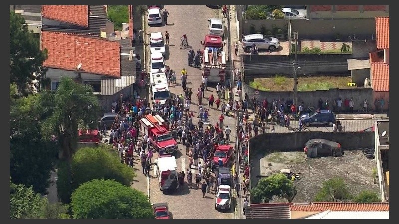 El ataque ocurrió en la escuela pública Raúl Brasil, en Suzano, a unos 60 kilómetros de la capital paulista.