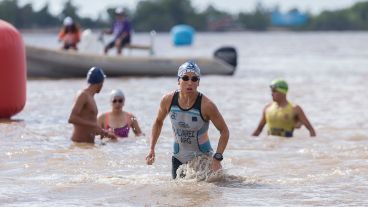 Deportistas de distintos países compiten en los Juegos de Playa. La Florida es el epicentro del certamen.