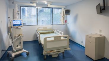 Habitación de la unidad de terapia intensiva del Hospital Privado de Rosario.