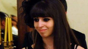 Florencia Kirchner viajó a Cuba con permiso judicial.