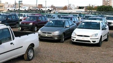 La venta de autos usados volvió a caer en febrero.