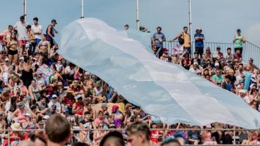 Handball, natación y esquí náutico entre las disciplinas destacadas del día.