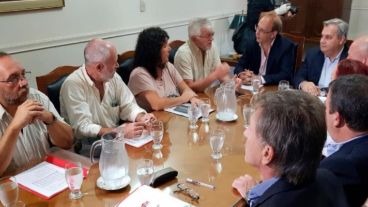 El nuevo encuentro paritario se concretó por la mañana en Santa Fe.