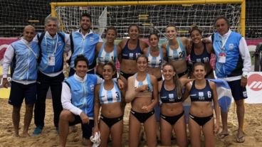 El equipo campeón argentino luego del triunfo frente a Brasil.