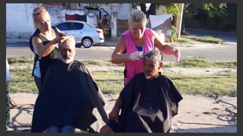 Grandes y chicos van 