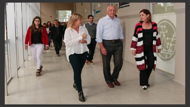 Verónica Irízar y Antonio Bonfatti en el Polo Tecnológico Rosario.