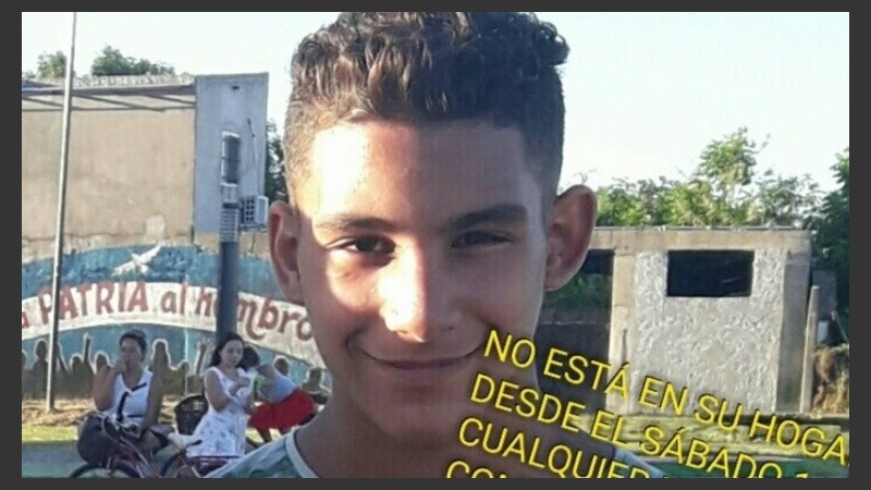 El chico tiene tez trigueña y una estatura de 1,70 metro.
