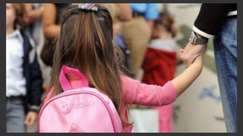 El arma de fuego pertenece a un agente de la Policía de Investigaciones (PDI) de Rosario.