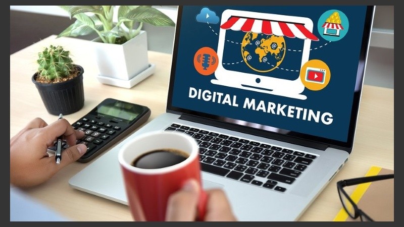 Los dispositivos móviles representarán más de la mitad de la inversión publicitaria (60,7%) en América Latina,