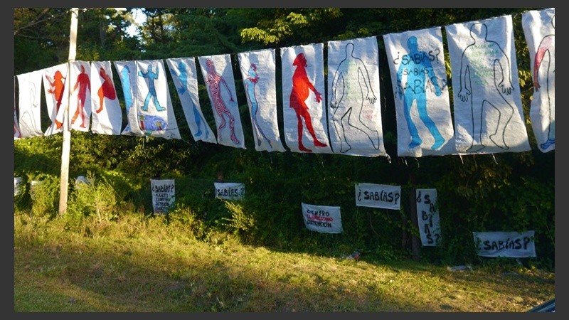 El siluetazo en los alrededores de la Quinta de Funes.